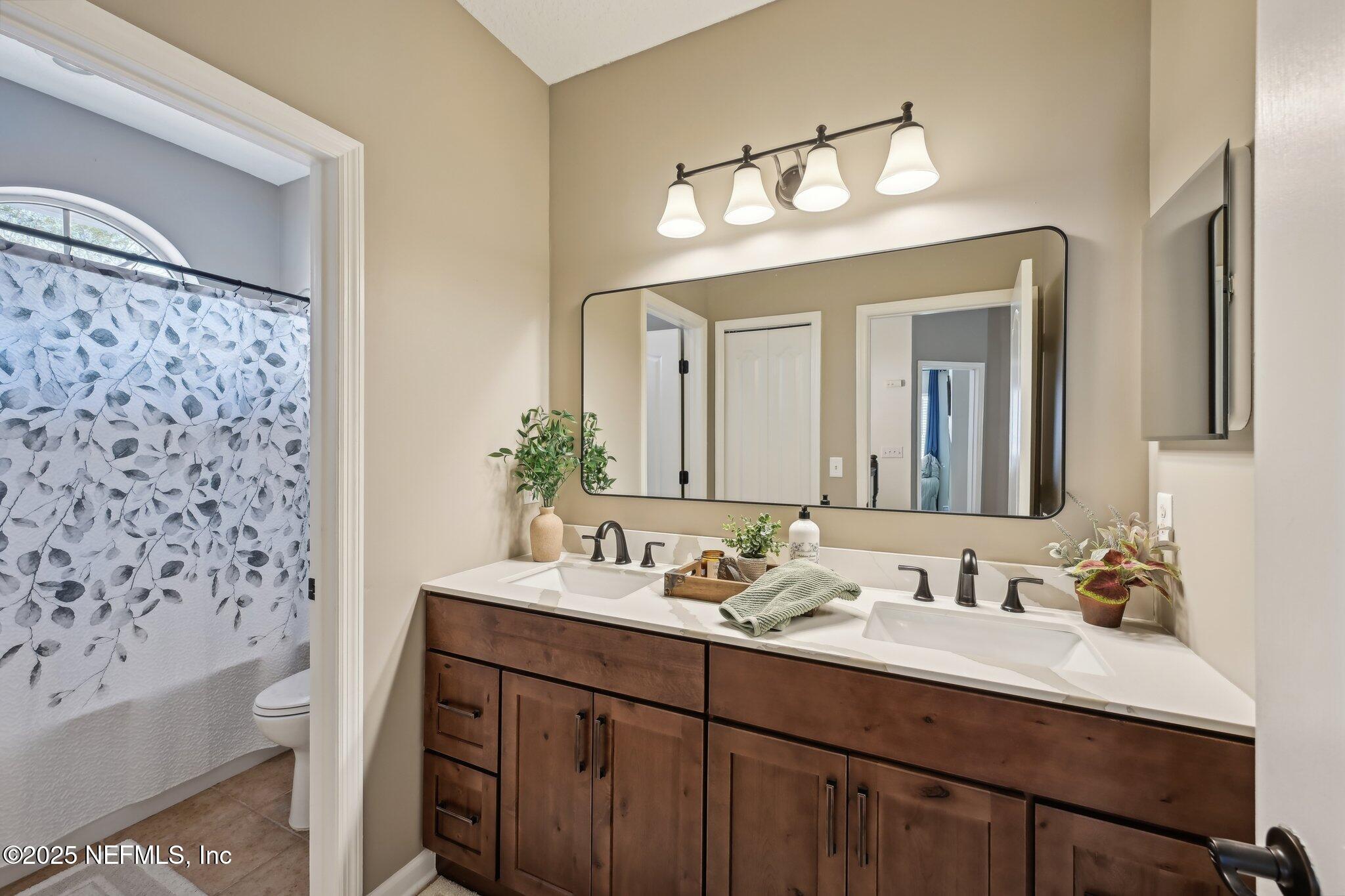 6119 White Tip Road Jacksonville, FL 32258 - Photo 53 of 83 Upstairs Bathroom #3