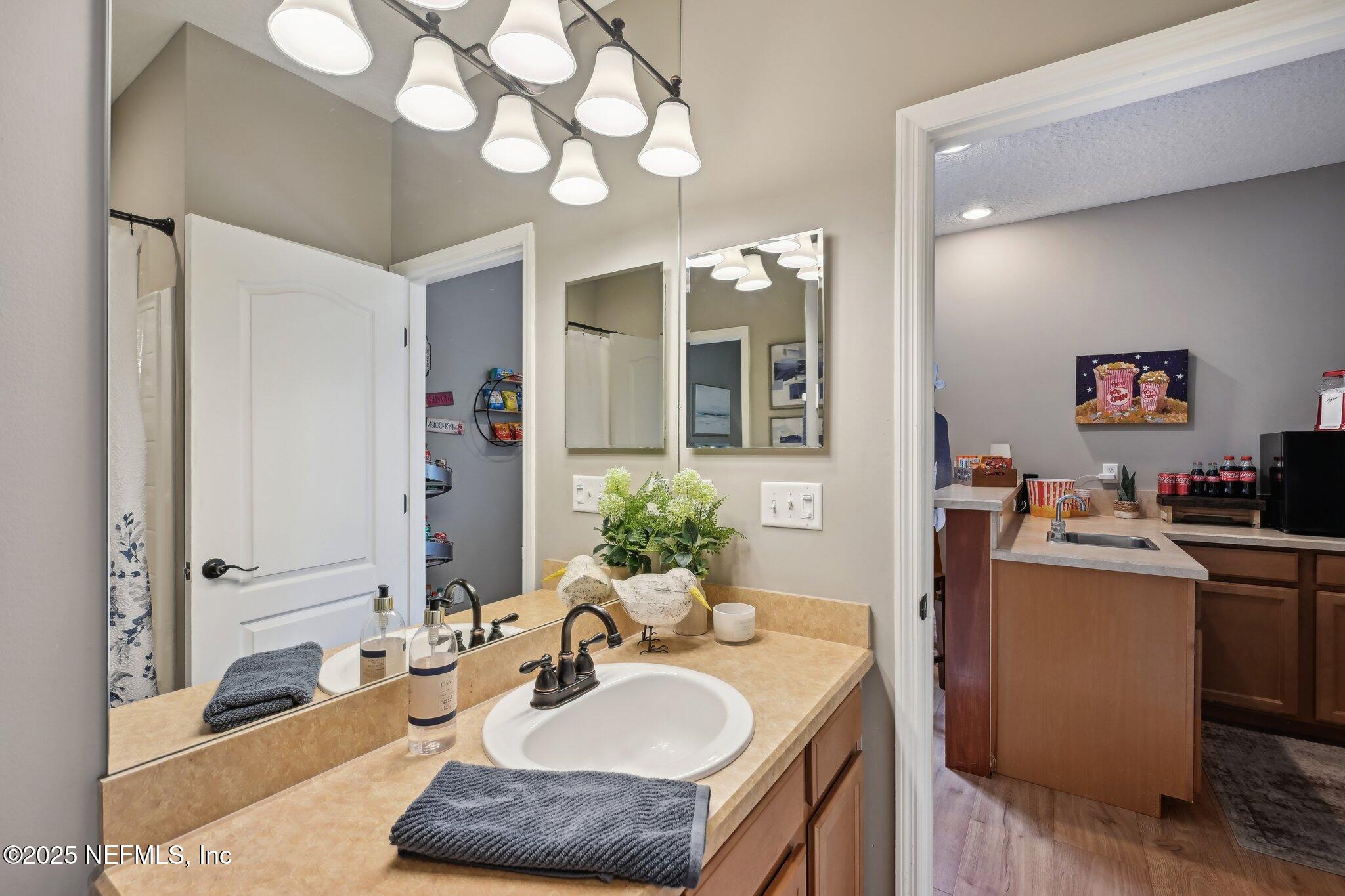6119 White Tip Road Jacksonville, FL 32258 - Photo 58 of 83 Upstairs Bathroom #4