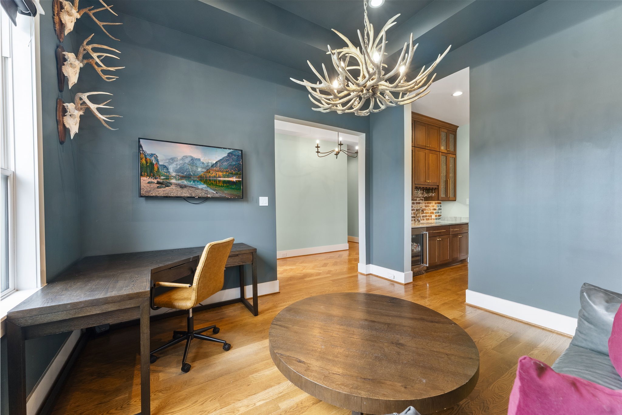 14019 Beartooth Bend Trail Conroe, TX 77384 - Photo 5 of 28 a workspace with furniture and window