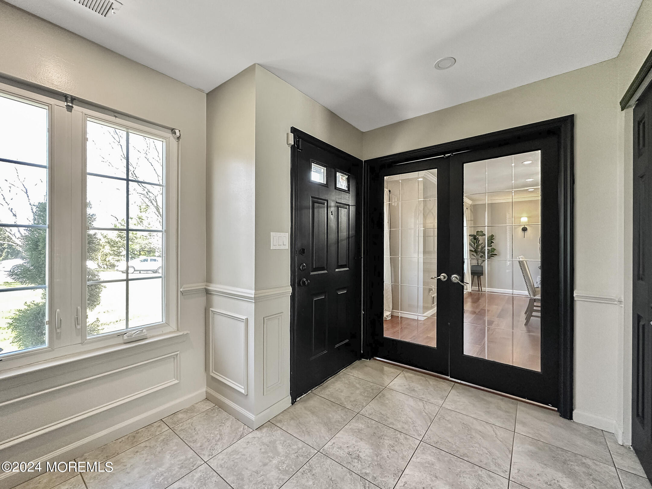 41 Sutton Drive Manalapan, NJ 07726 - Photo 22 of 46 IMG_9610