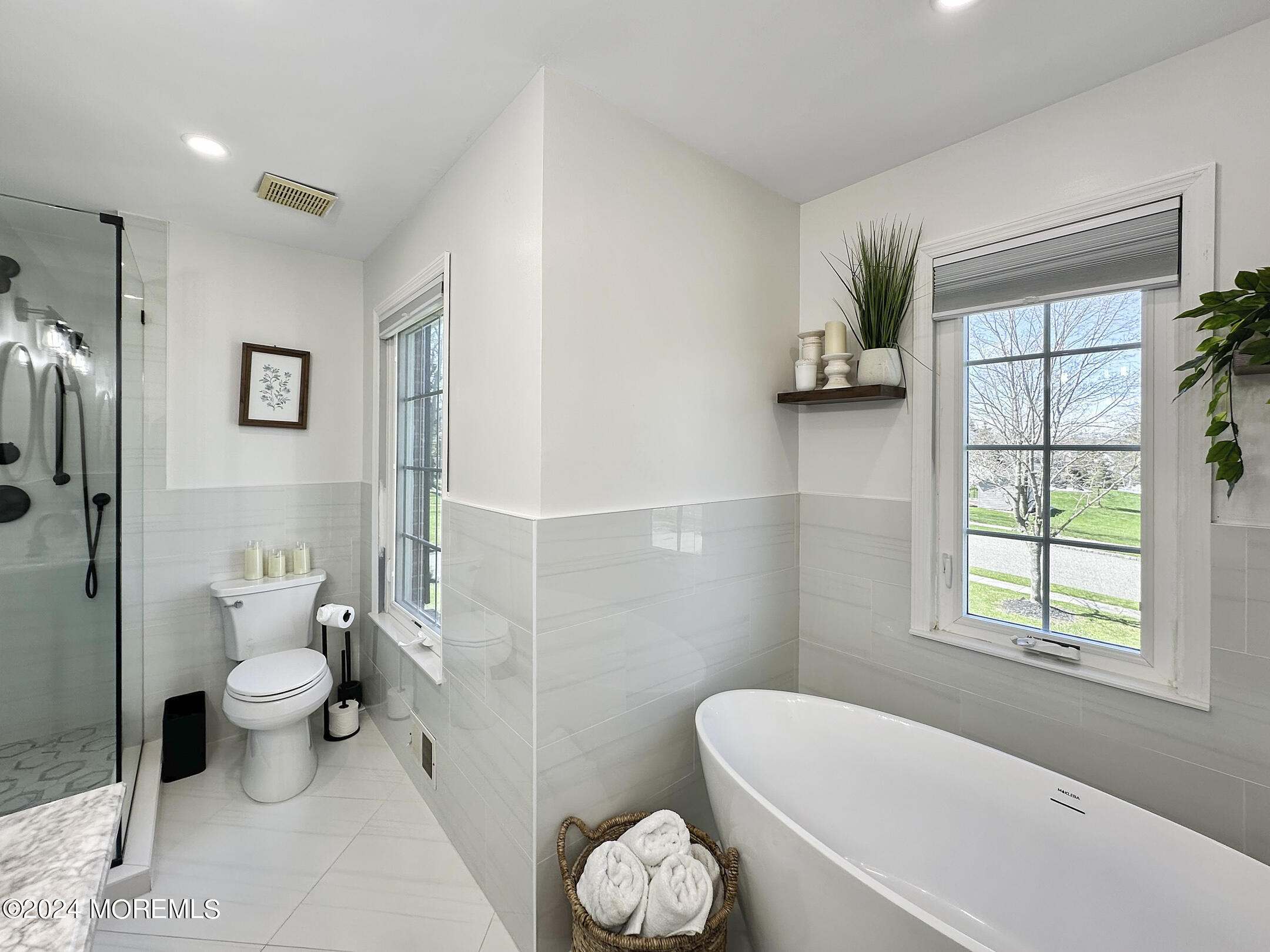 41 Sutton Drive Manalapan, NJ 07726 - Photo 30 of 46 IMG_9635