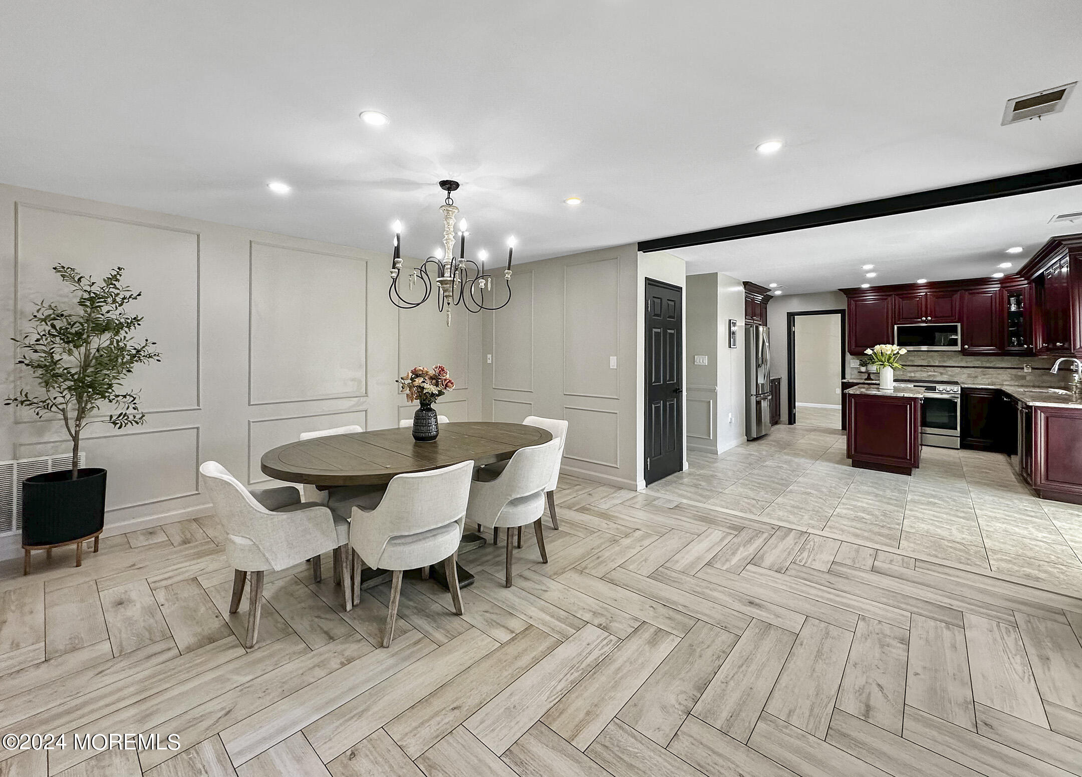 41 Sutton Drive Manalapan, NJ 07726 - Photo 9 of 46 IMG_9565