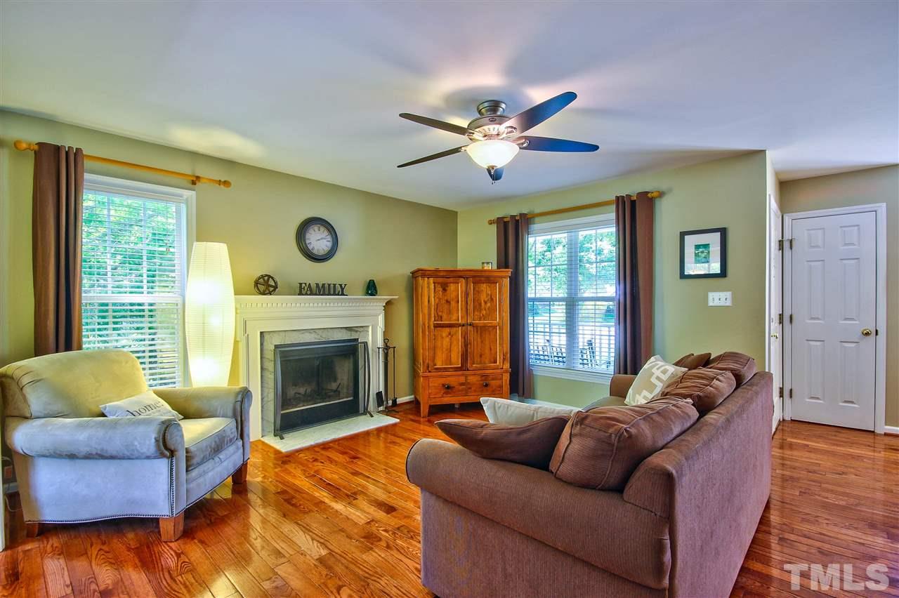 512 Firefly Road Holly Springs, NC 27540 - Photo 5 of 25 Gallery Image 5