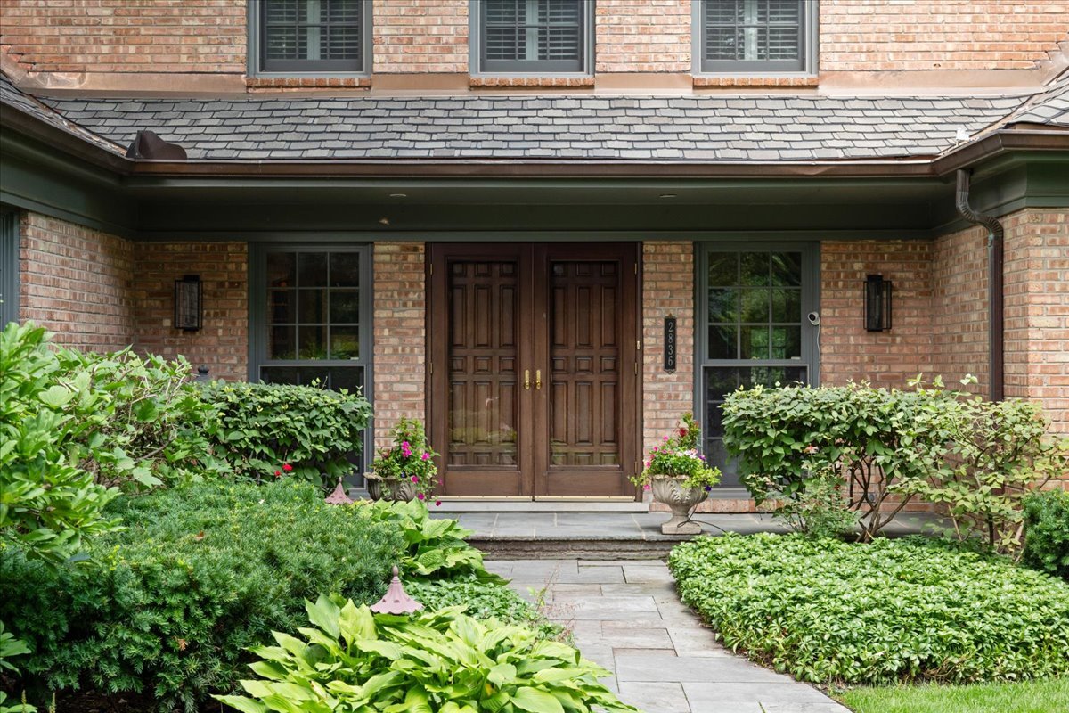 2836 Blackhawk Road Wilmette, IL 60091 - Photo 3 of 73