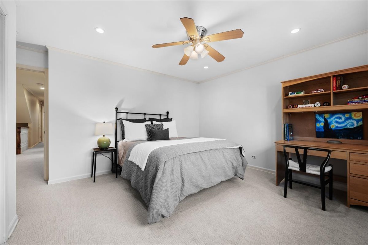 2836 Blackhawk Road Wilmette, IL 60091 - Photo 41 of 73
