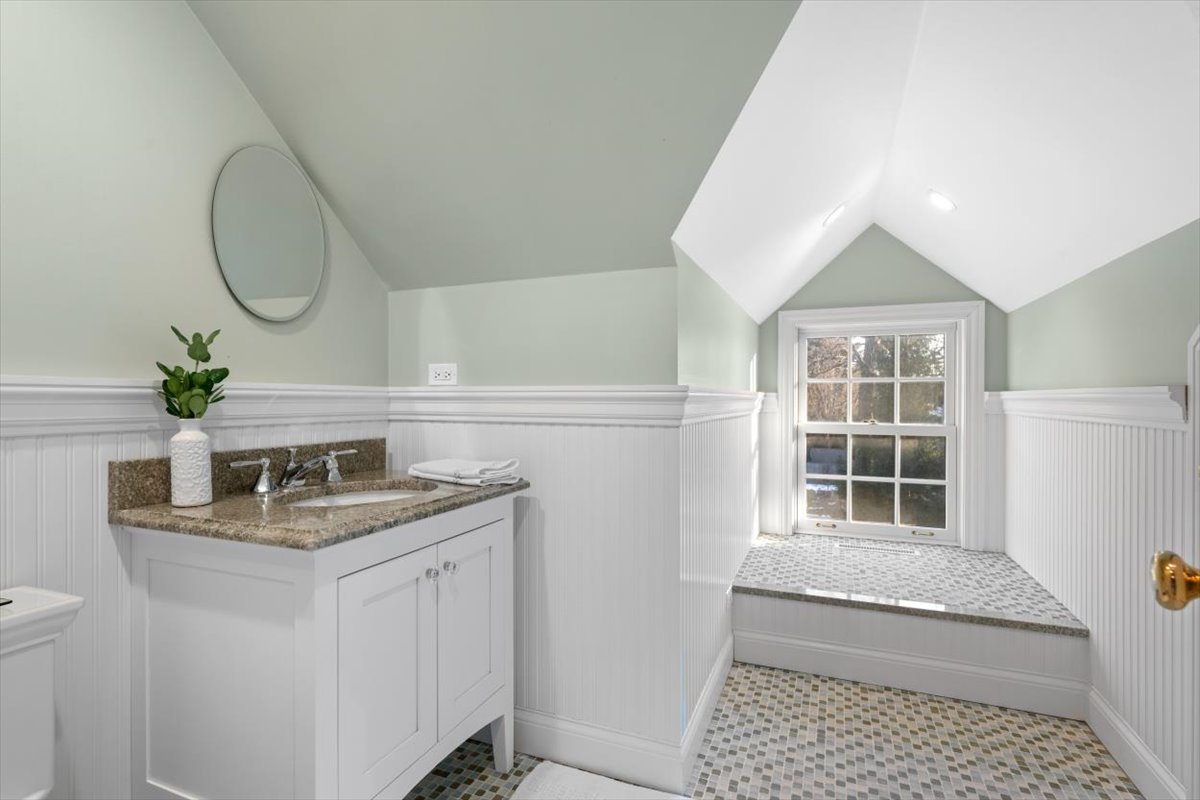 2836 Blackhawk Road Wilmette, IL 60091 - Photo 52 of 73