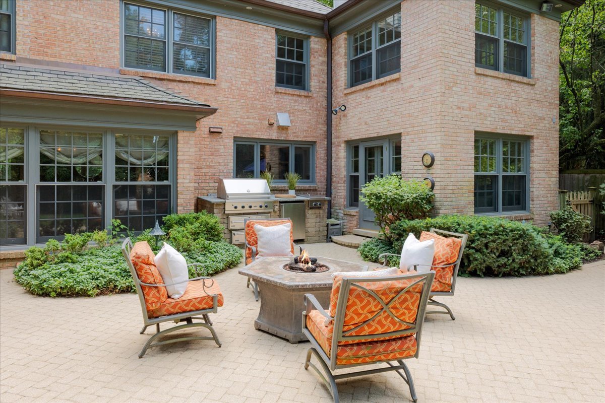 2836 Blackhawk Road Wilmette, IL 60091 - Photo 64 of 73