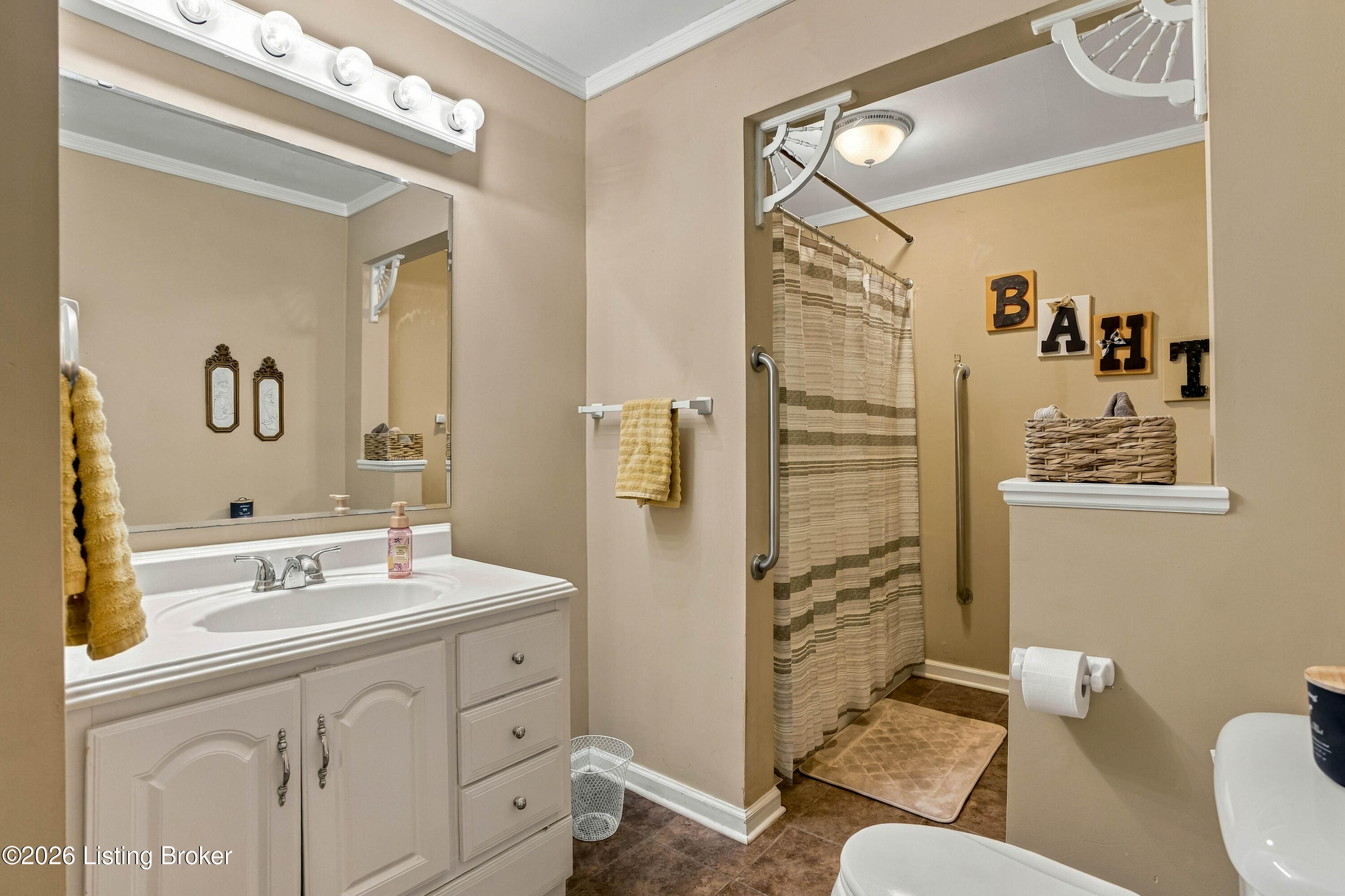 8316 Virginia Road Louisville, KY 40258 - Photo 17 of 34 20