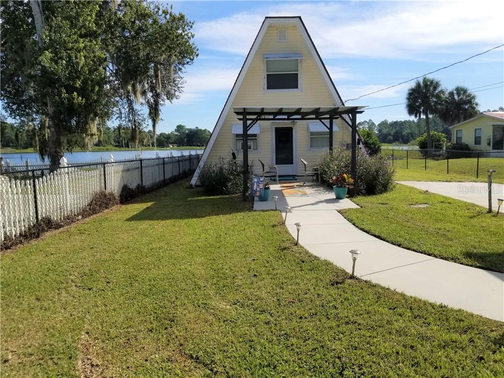 8379 Northeast 147th Court Road Silver Springs, FL 34488 - Photo 1 of 1 Street View