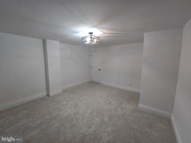 $2,500 | 4444 Fleming Street, Philadelphia, PA 19128