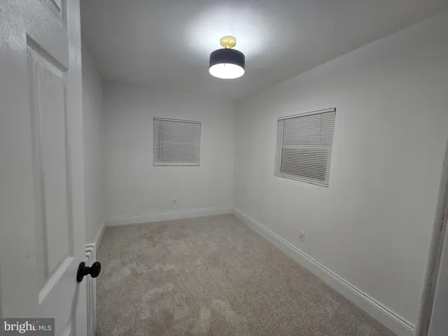 $2,500 | 4444 Fleming Street, Philadelphia, PA 19128