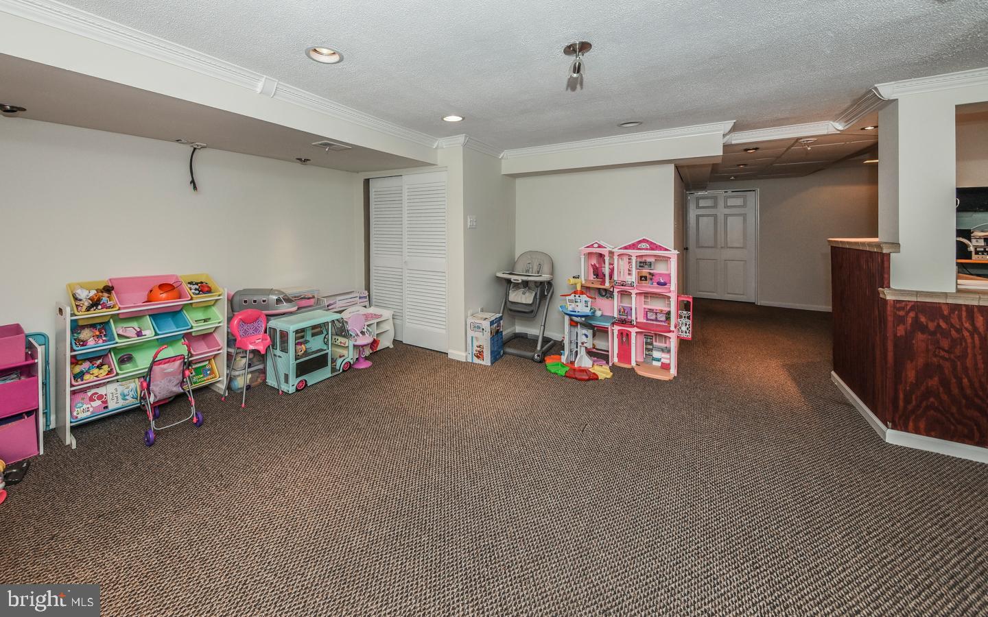 12113 Covert Road Philadelphia, PA 19154 - Photo 23 of 29 Gallery Image 23