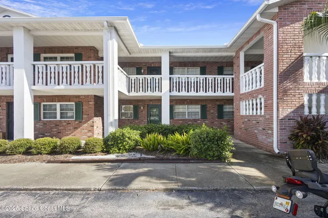 $190,000 | 1880 Knox McRae Drive, Unit 205D, Titusville, FL 32780