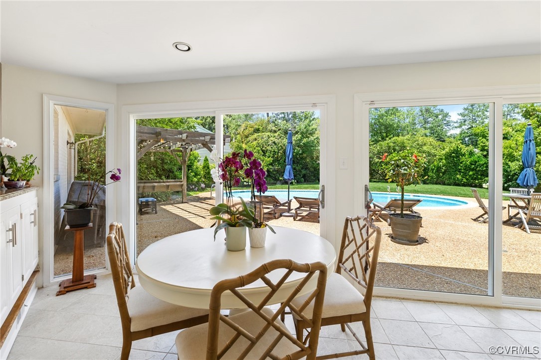 8950 Bellefonte Road Henrico, VA 23229 - Photo 15 of 50 Informal eating area overlooks the sparkling pool!
