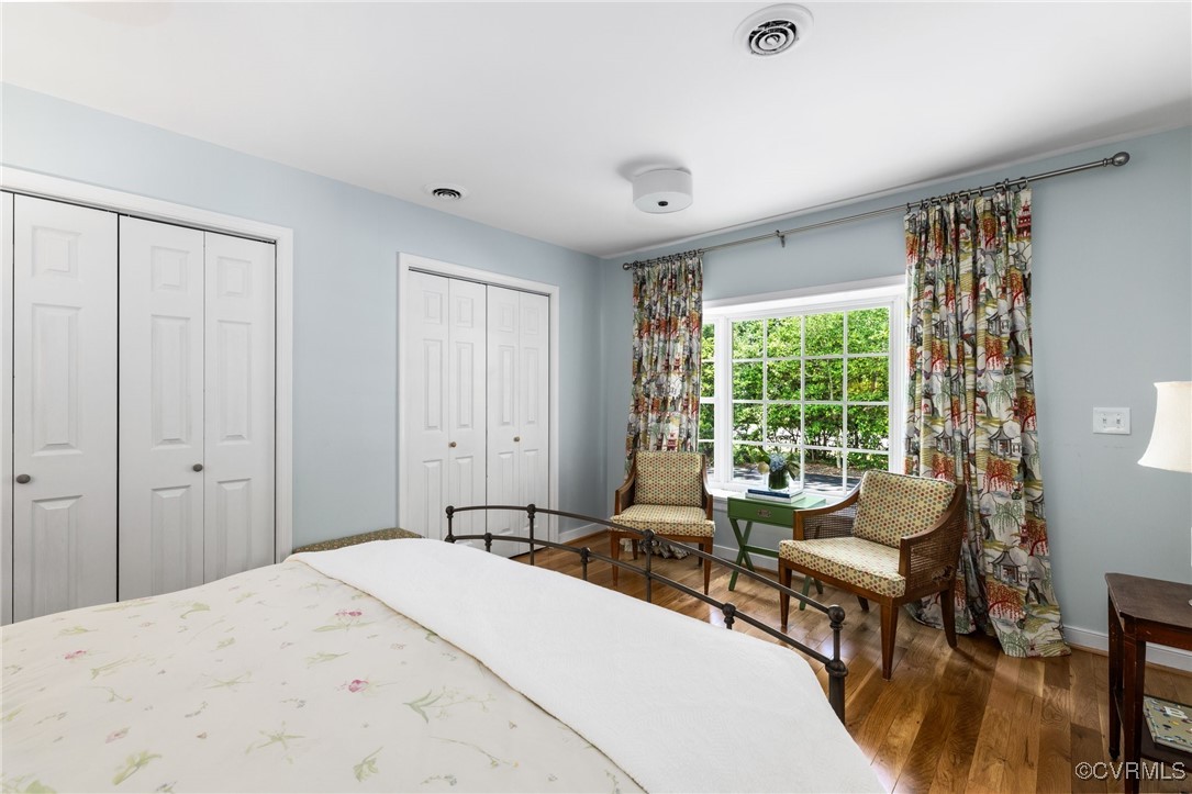 8950 Bellefonte Road Henrico, VA 23229 - Photo 21 of 50 First floor guest bedroom (#5) with 2 double close