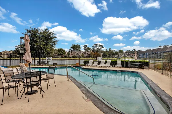 $167,500 | 12600 Melville Drive, Unit 212A, Montgomery, TX 77356