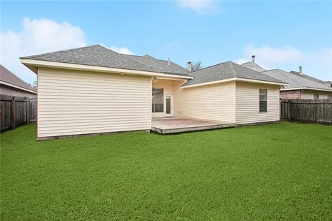 $355,000 | 2424 Cours Carson Street, Mandeville, LA 70448