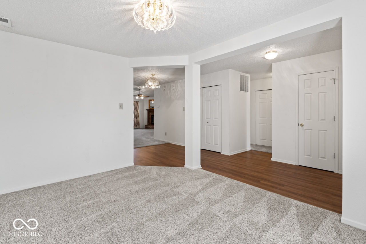 6728 Front Point Drive Indianapolis, IN 46237 - Photo 6 of 36