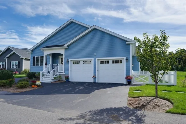 $630,000 | 2 Morgan Circle, Unit 16, Boylston, MA 01505