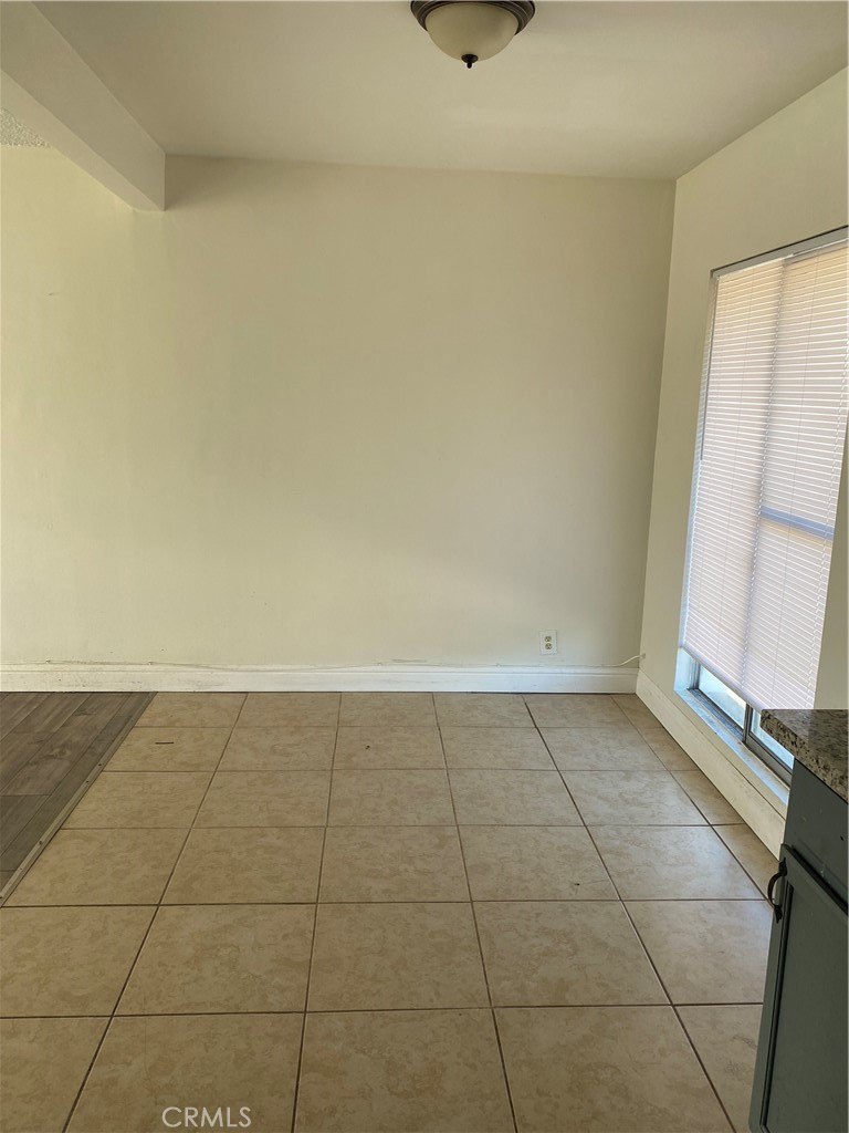 2030 West El Segundo Boulevard Gardena, CA 90249 - Photo 3 of 4 a view of an empty room and window