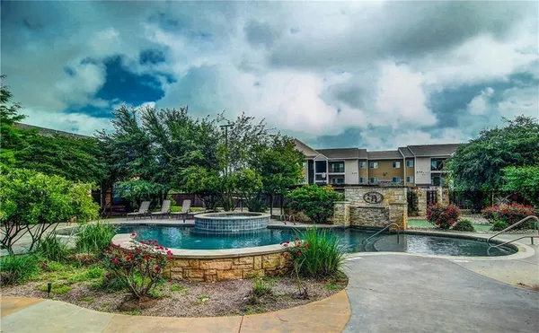 $217,500 | 2410 South 2nd Street, Unit 841, Waco, TX 76706