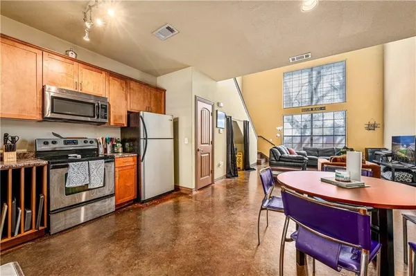 $217,500 | 2410 South 2nd Street, Unit 841, Waco, TX 76706