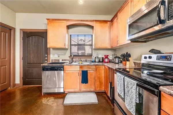 $217,500 | 2410 South 2nd Street, Unit 841, Waco, TX 76706