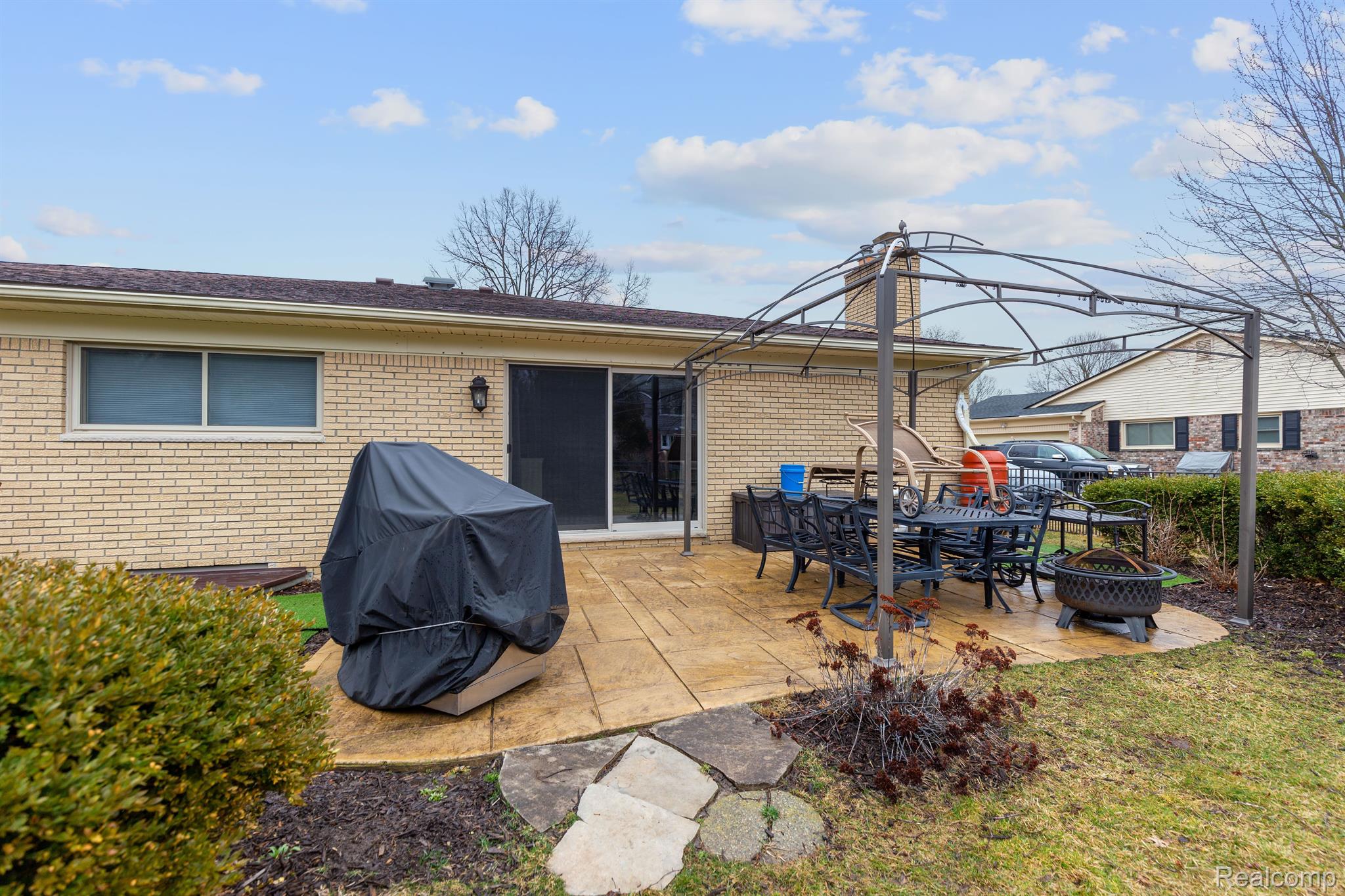 11781 Wildwing Road Plymouth, MI 48170 - Photo 40 of 46 Gallery Image 40