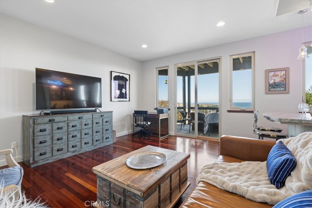380 Huntington Road Cambria, CA 93428 - Photo 30 of 75 Game room with wet bar or 4th bedroom option.