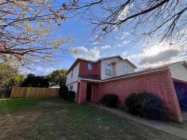 $2,250 | 7002 Wax Berry Drive, Dallas, TX 75249
