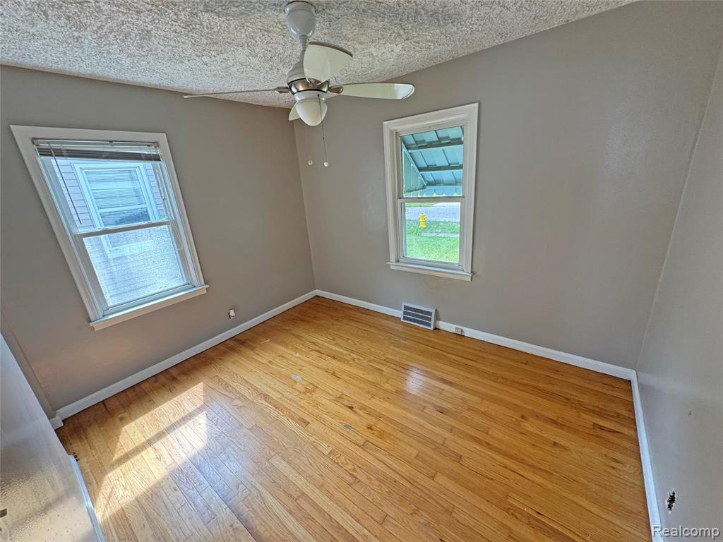 627 Wesbrook Street Pontiac, MI 48340 - Photo 18 of 22