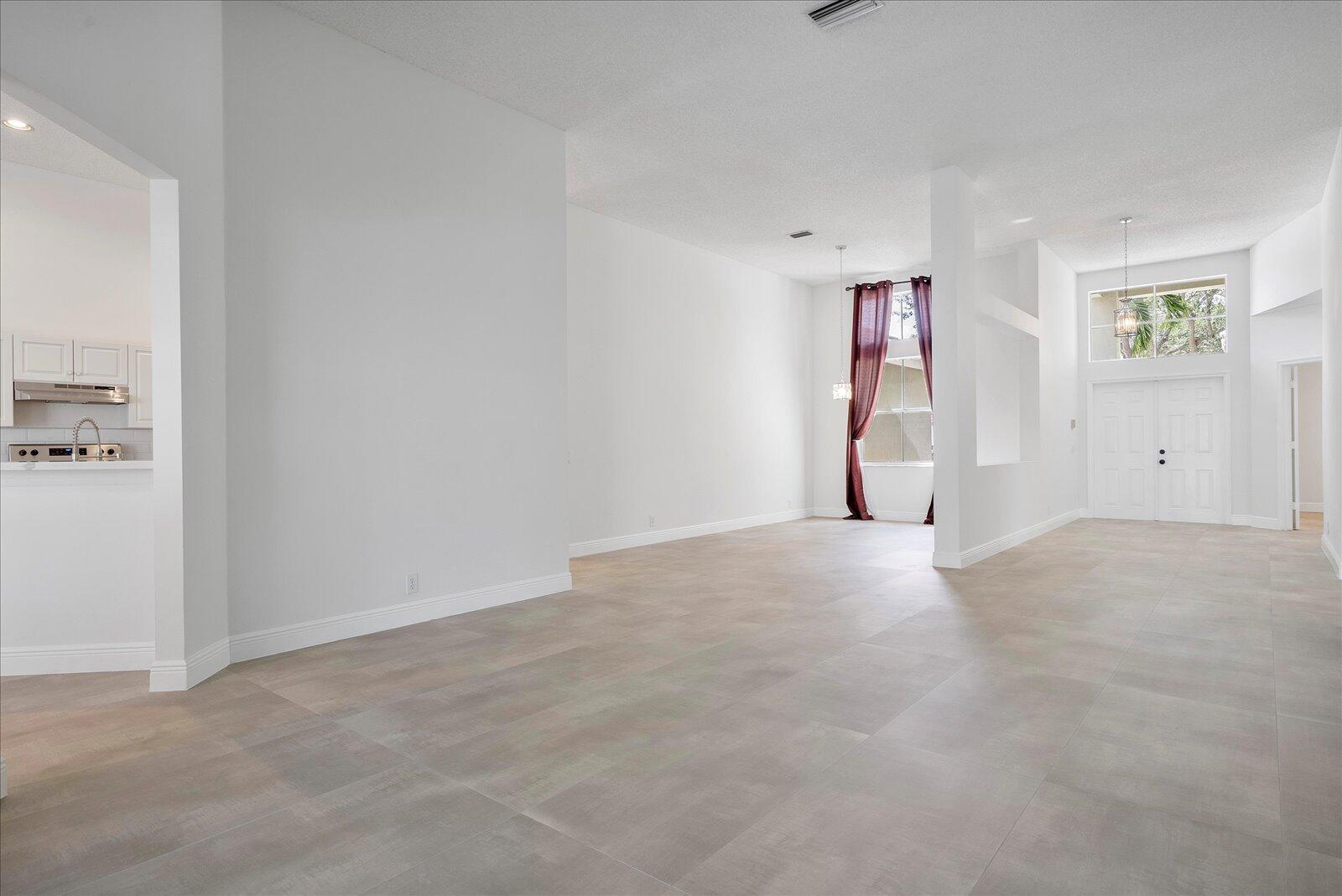 970 Greenwood Road Weston, FL 33327 - Photo 11 of 46 11-970 Greenwood Rd_11