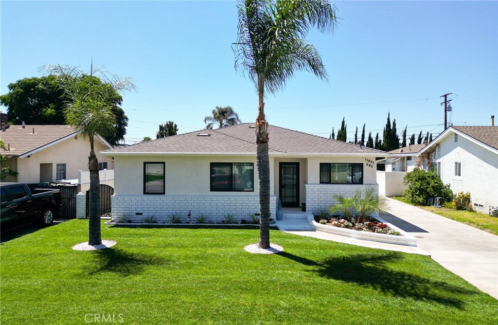 11831 Pomering Road, Unit B Downey, CA 90241 - Photo 14 of 19