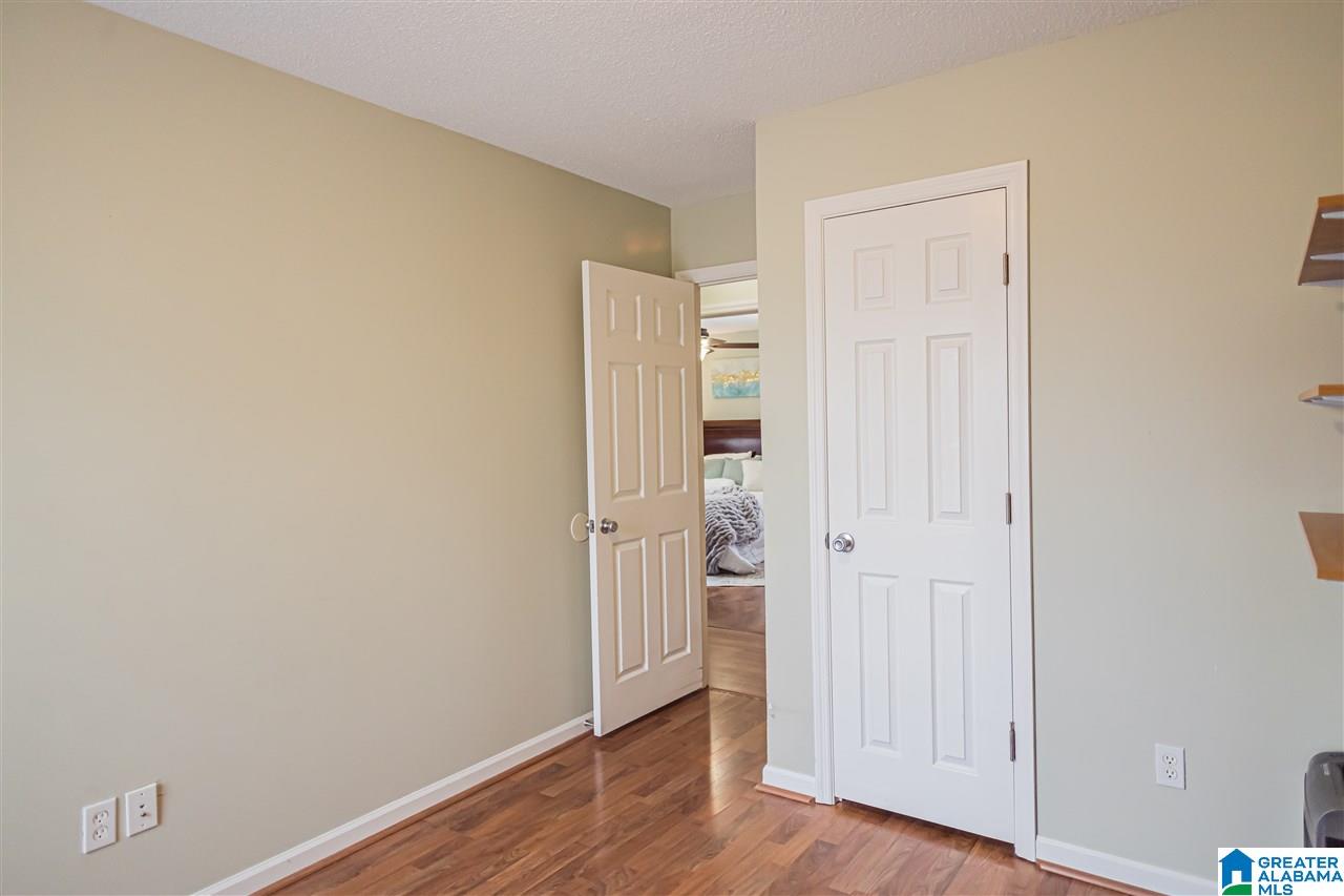 300 Thompson Road Alabaster, AL 35007 - Photo 22 of 37