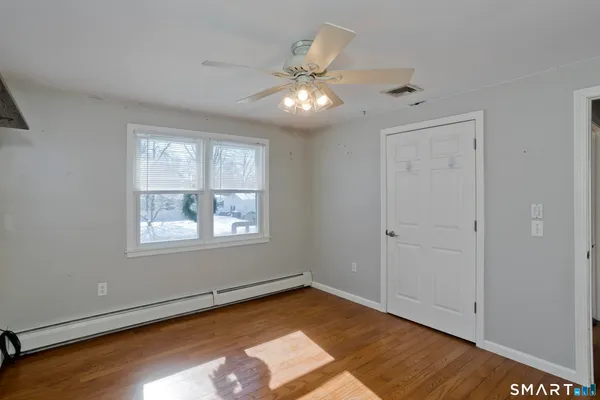 $349,999 | 25 A Queen Street, Enfield, CT 06082