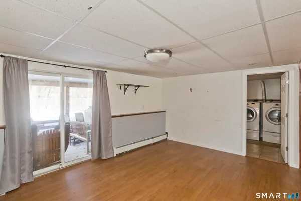 $349,999 | 25 A Queen Street, Enfield, CT 06082