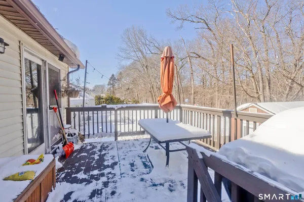 $349,999 | 25 A Queen Street, Enfield, CT 06082