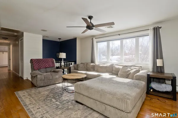 $349,999 | 25 A Queen Street, Enfield, CT 06082