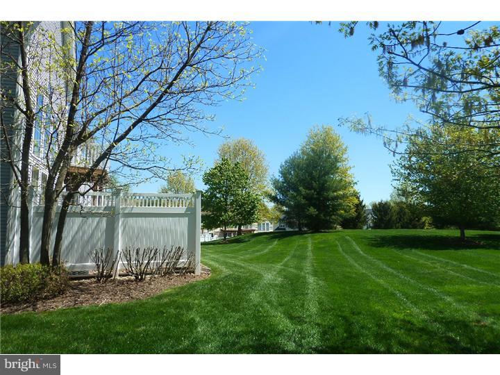 117 Coburn Road Pennington, NJ 08534 - Photo 3 of 18