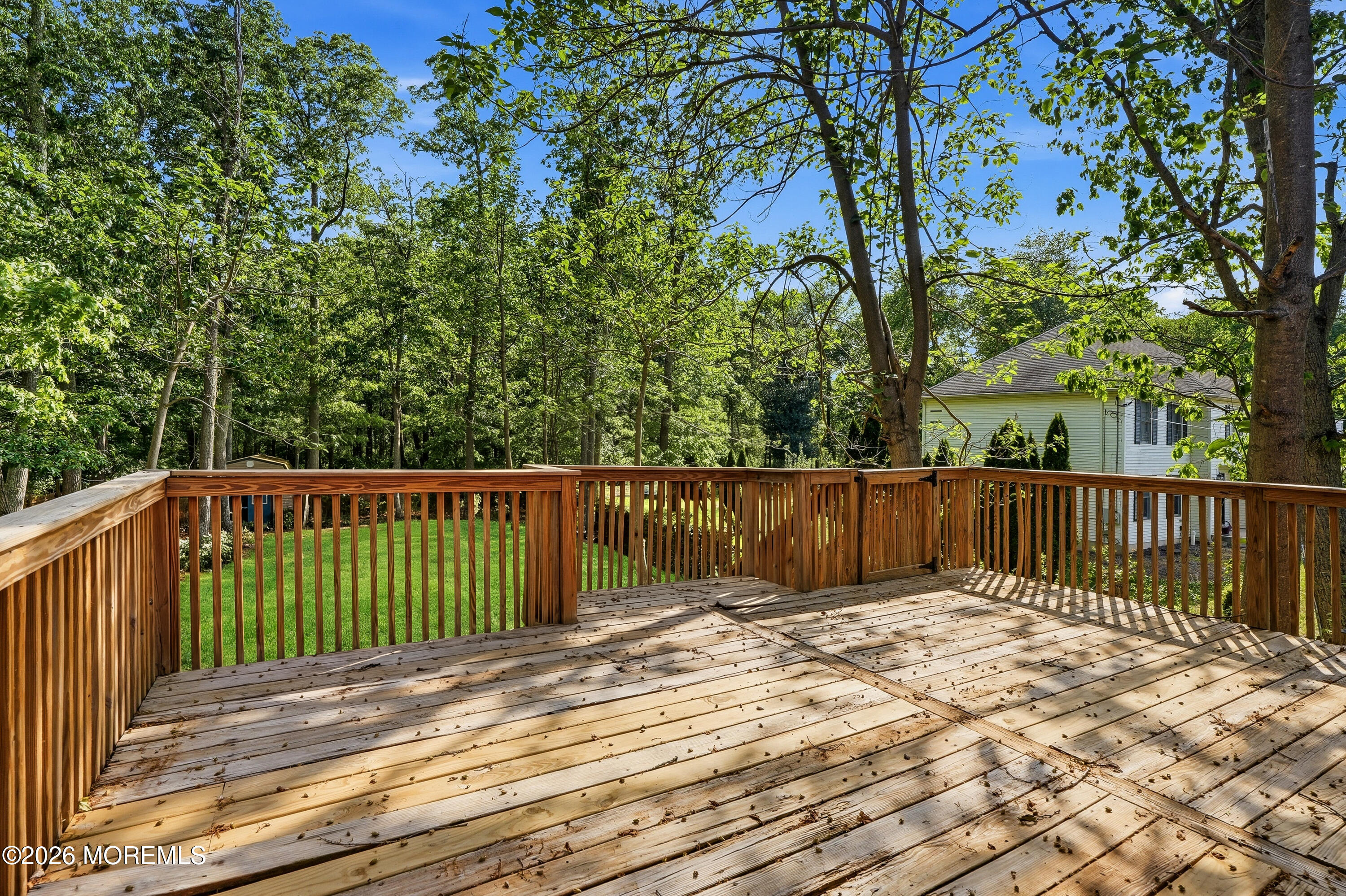 16 Crest Road Jackson, NJ 08527 - Photo 39 of 61 048