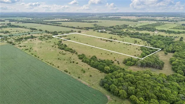 $99,750 | 136 Haskell Road, Pomona, KS 66076