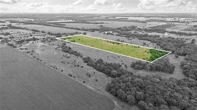 $99,750 | 136 Haskell Road, Pomona, KS 66076