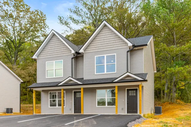 $1,400 | 27 North Drive, LaFayette, GA 30728