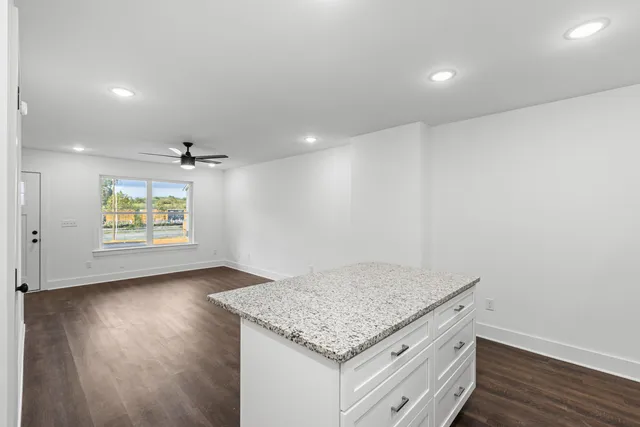 $1,400 | 27 North Drive, LaFayette, GA 30728