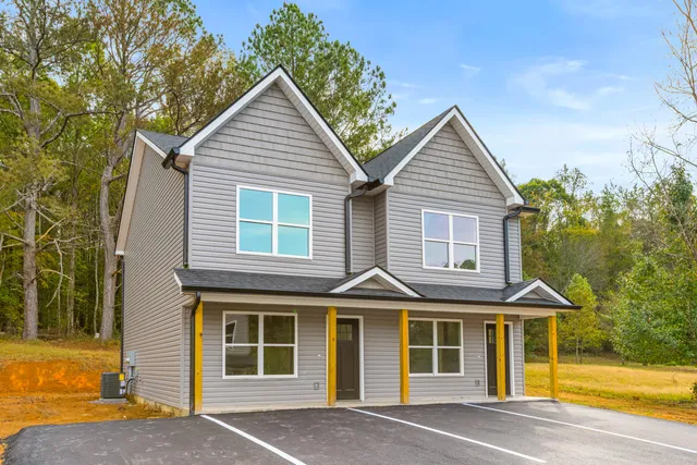 $1,400 | 27 North Drive, LaFayette, GA 30728