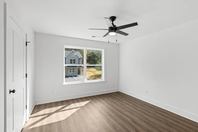 $1,400 | 27 North Drive, LaFayette, GA 30728