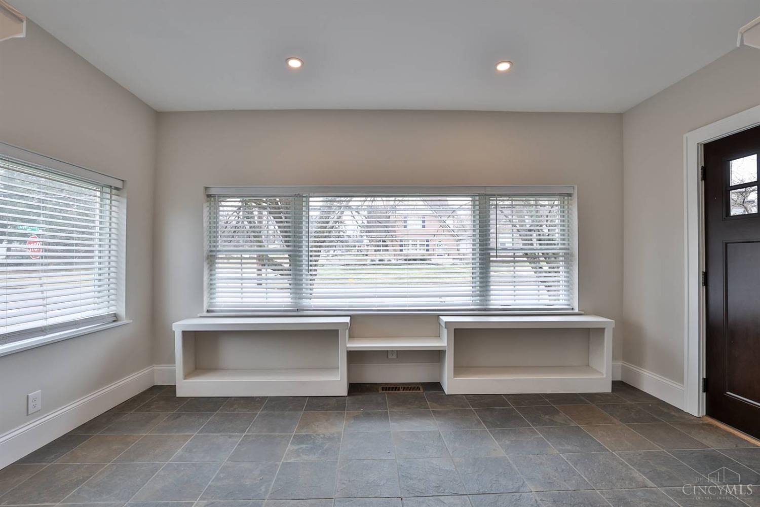 6818 Salem Road Cincinnati, OH 45230 - Photo 5 of 40