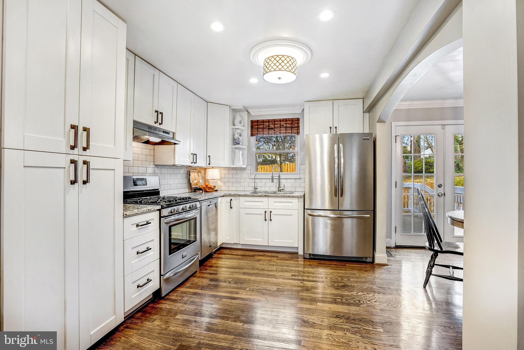 2507 Lake Avenue Cheverly, MD 20785 - Photo 8 of 34