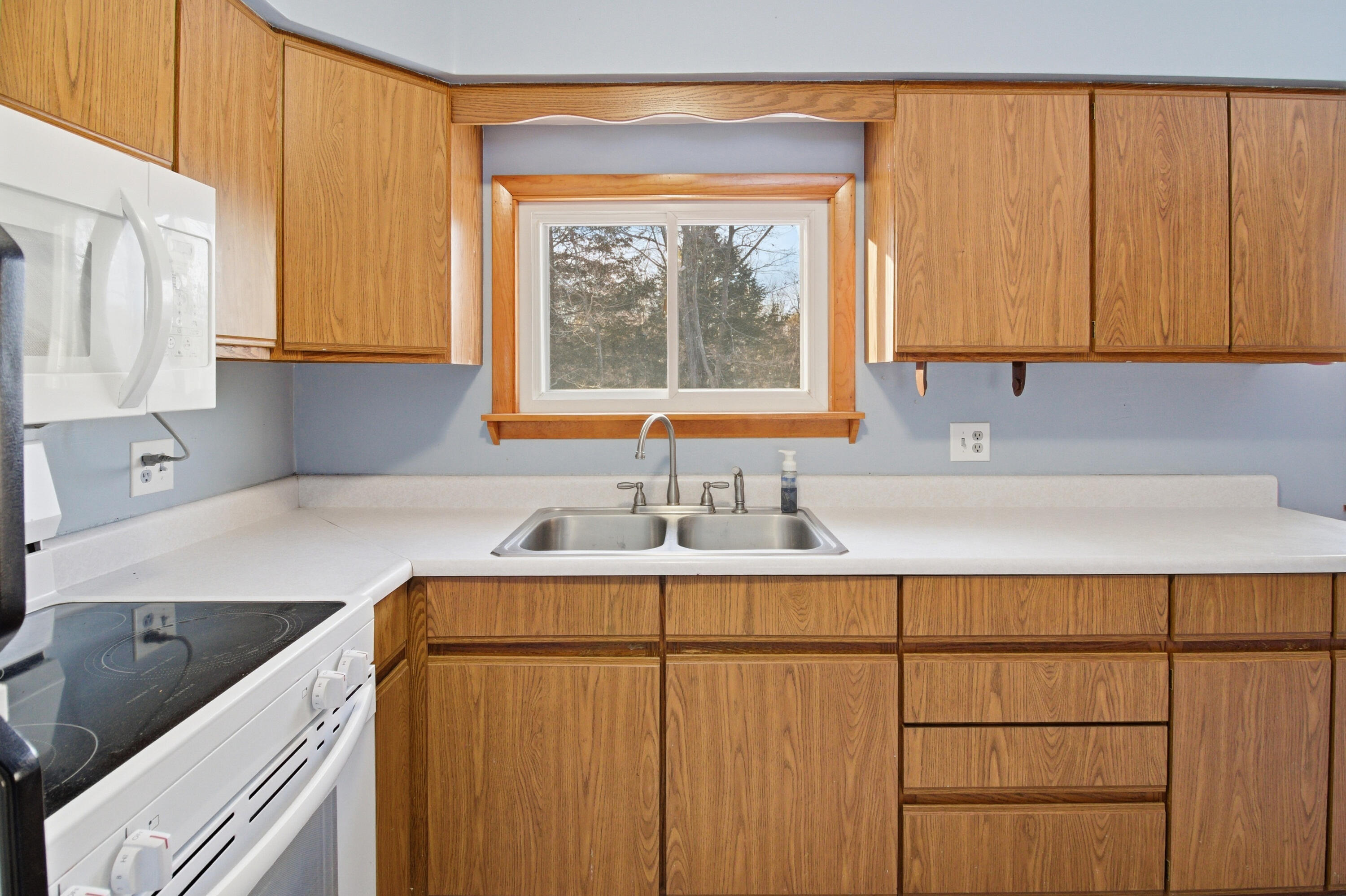 137 Littlefield Road Sabattus, ME 04280 - Photo 7 of 30 137 Littlefield Sabattus-6