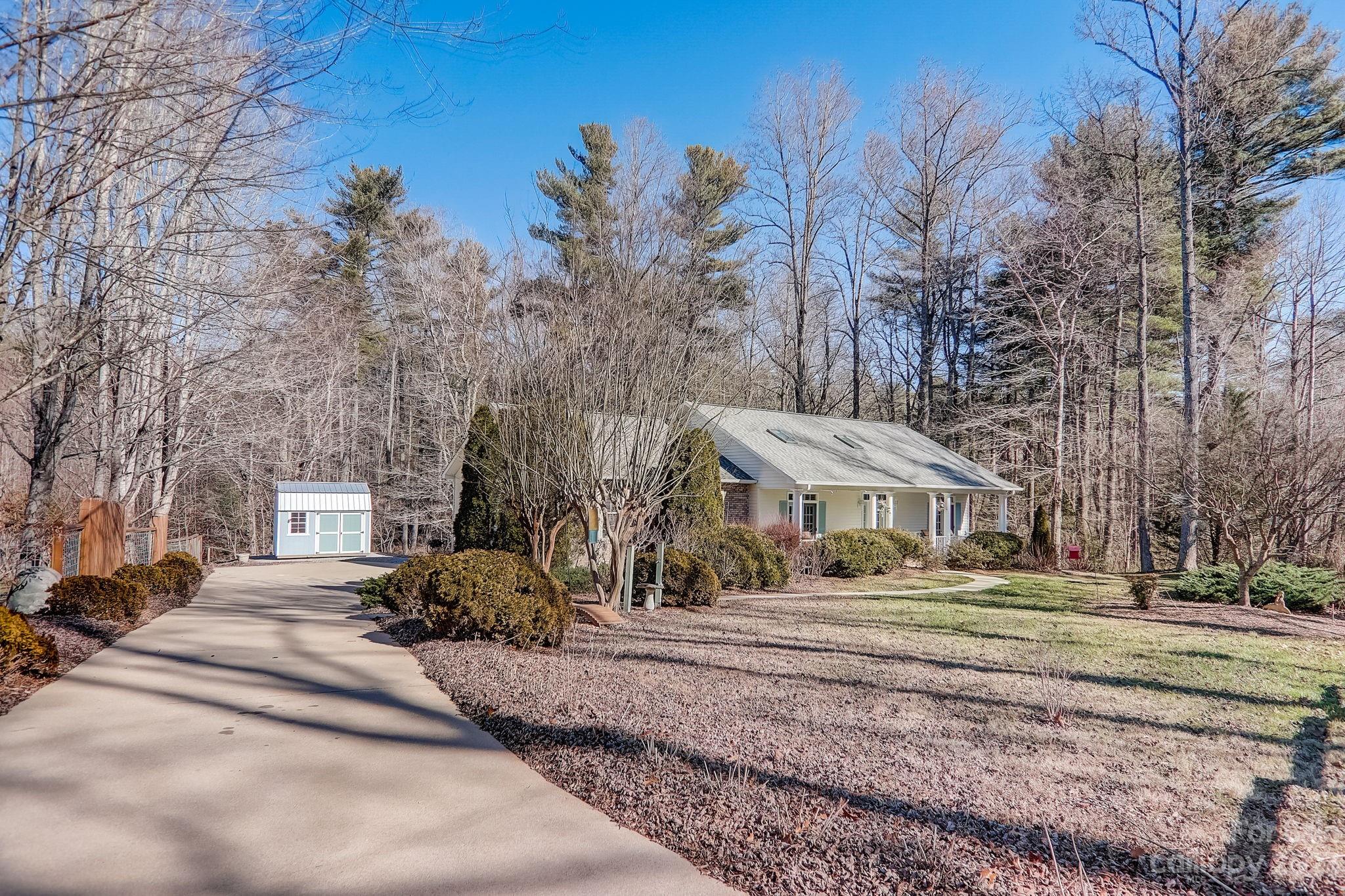 1603 Howard Gap Loop Road Flat Rock, NC 28731 - Photo 2 of 44 Gallery Image 2